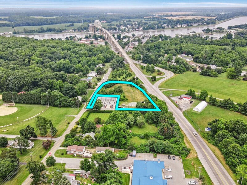 3-new2_BridgepointTownHomes_drone-area-view