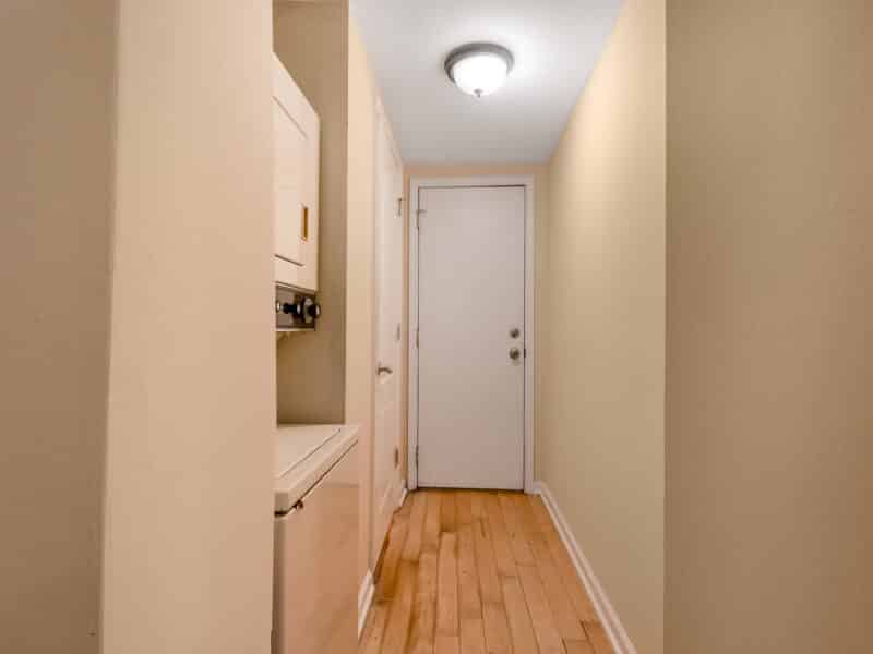 10_Hommati.com 1123 W Lombard St-20