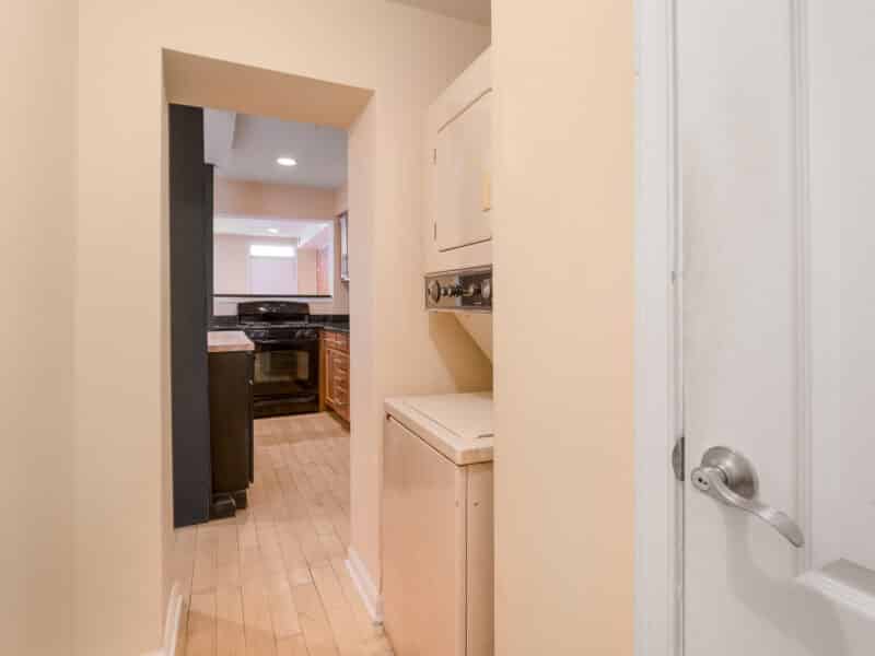 12_Hommati.com 1123 W Lombard St-22