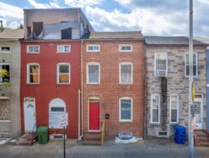 1_Hommati.com 1123 W Lombard St-2