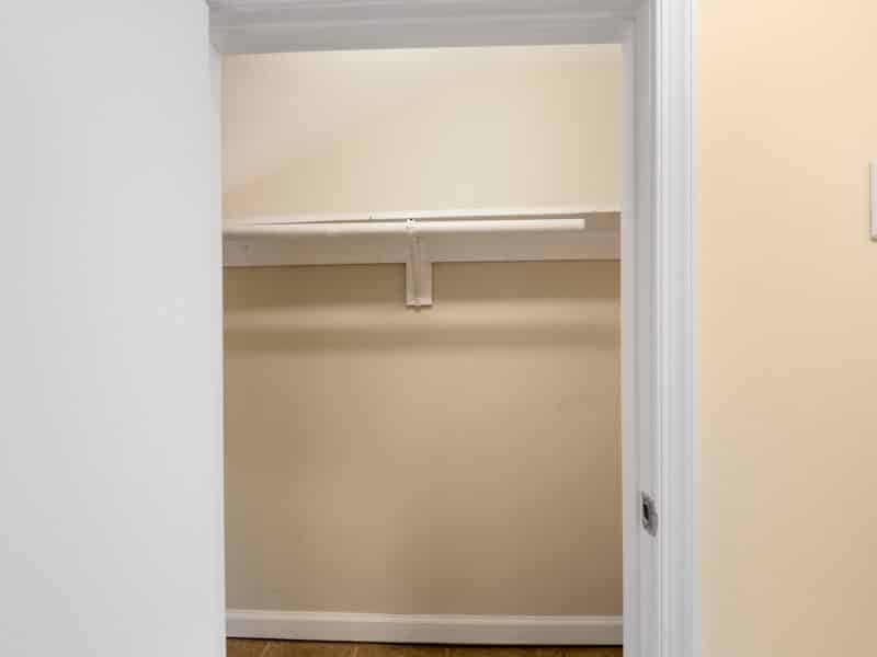 21_Hommati.com 1123 W Lombard St-36