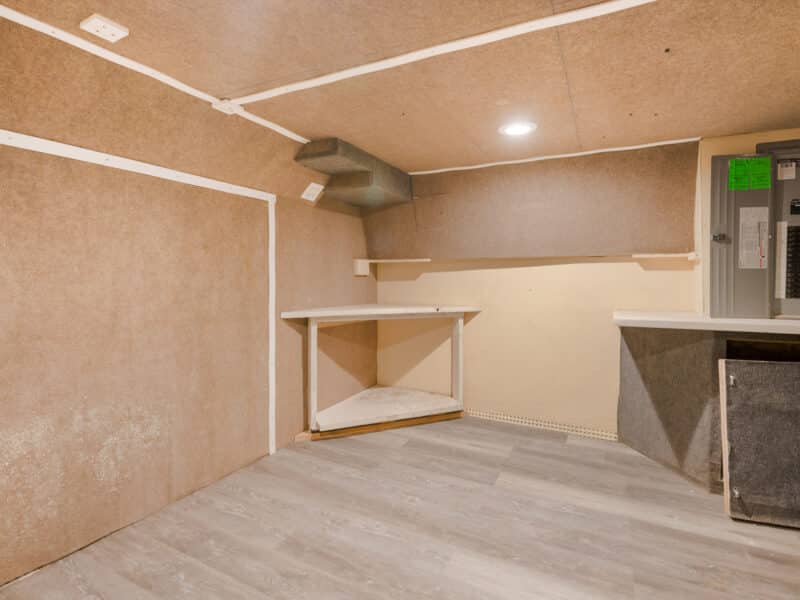 26_Hommati.com 1123 W Lombard St-43