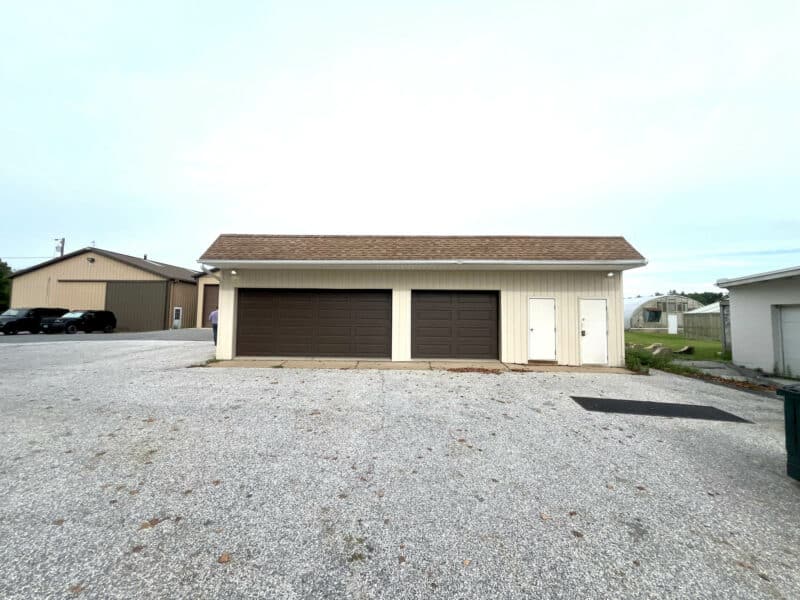 5_ridge4741-4745_garage