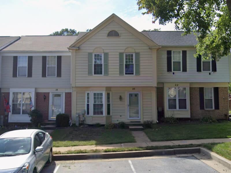 woodhollow20_front-g